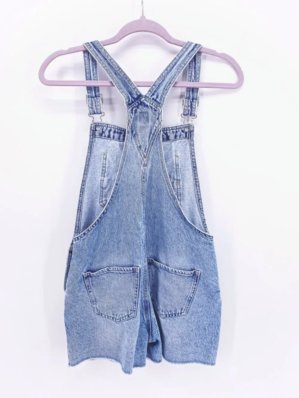 GAP medium light